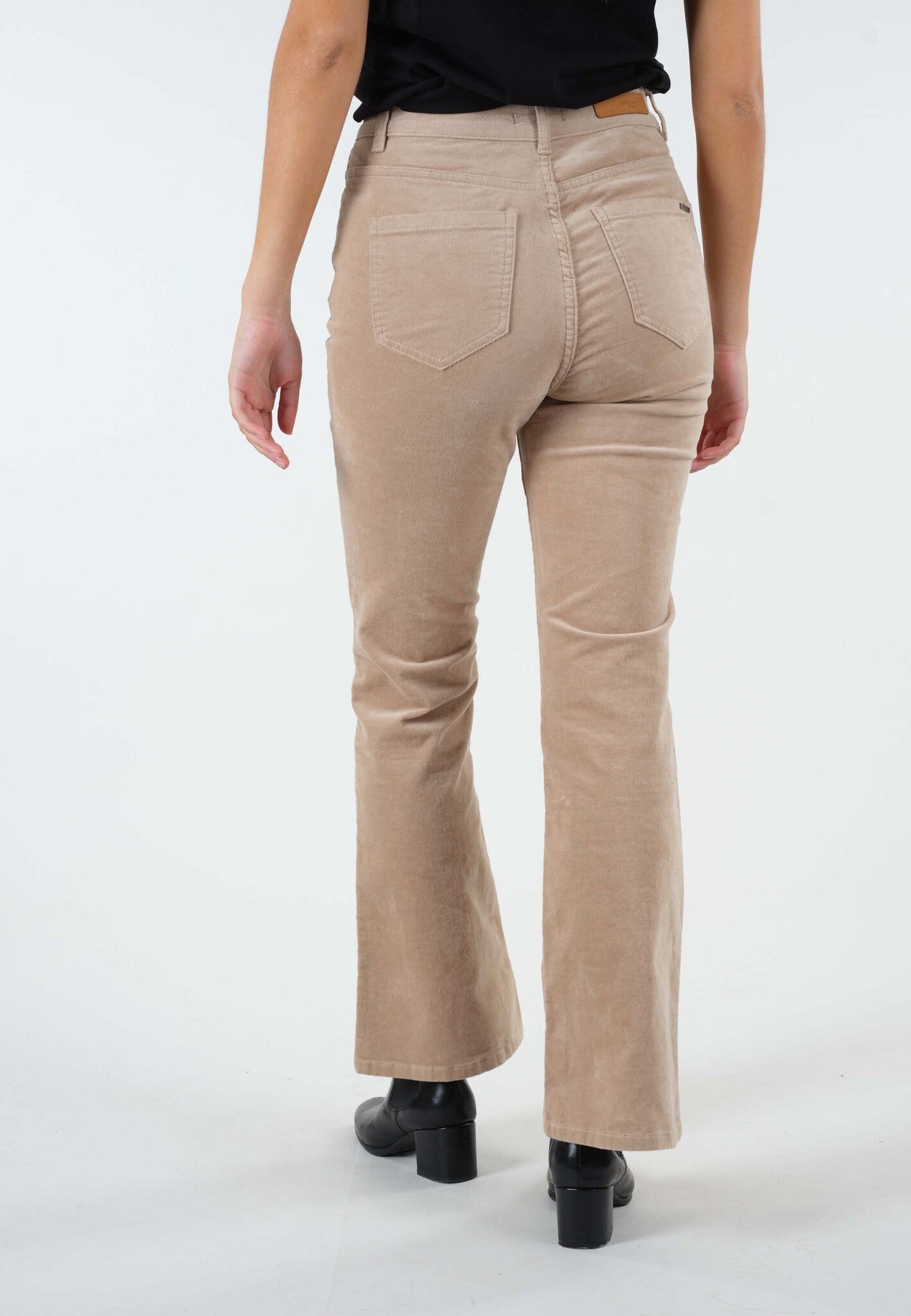 Dos du pantalon pat d'eph sable Tanja de Deeluxe