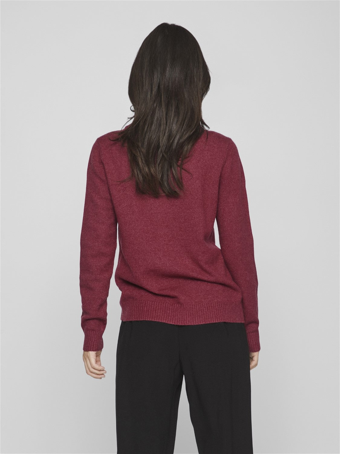 Vue du dos du pull hiver bordeaux Viril de Vila