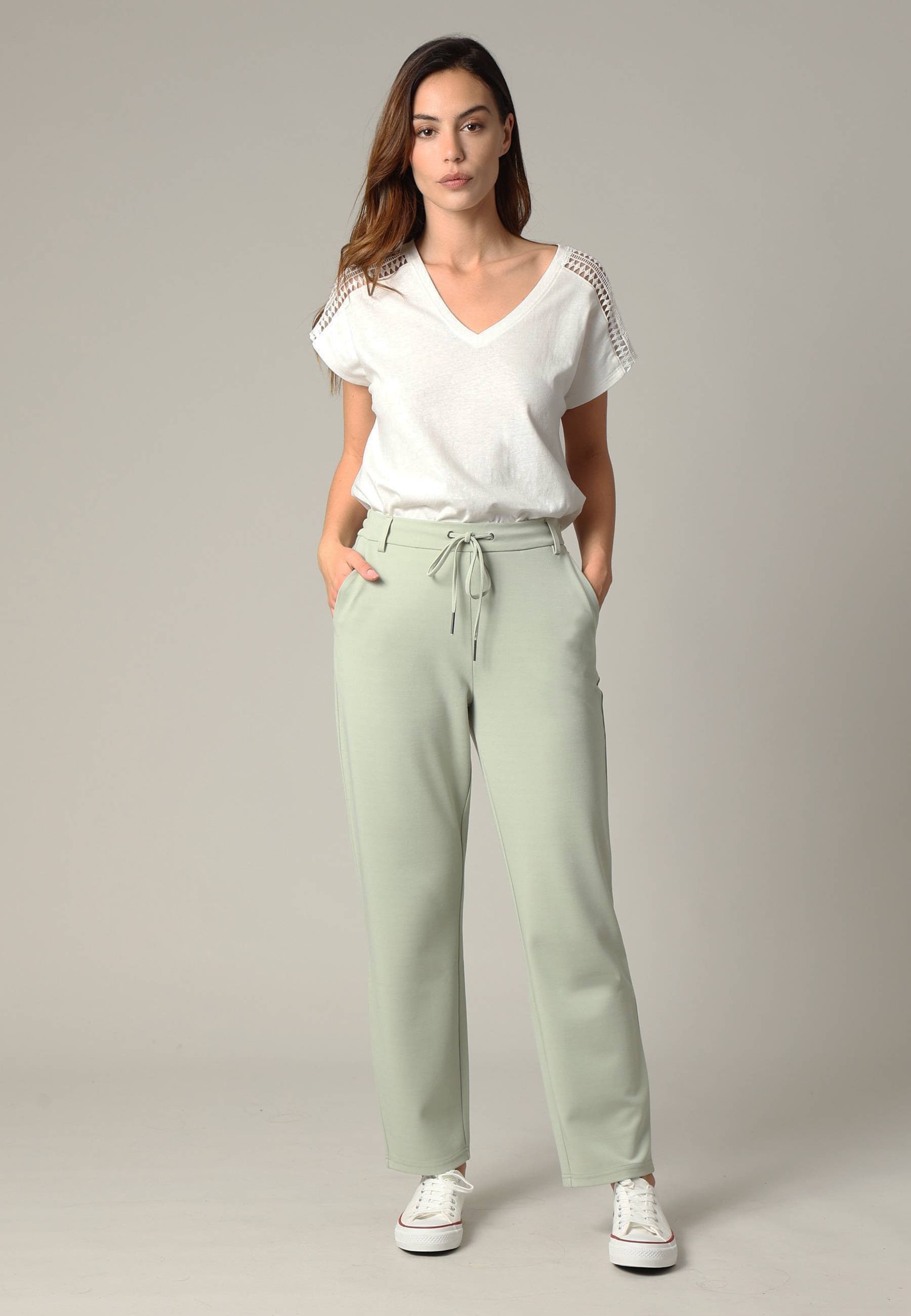 Look porté du haut blanc en jersey Lin Coton parfait pour l'été IVANA de Deeluxe