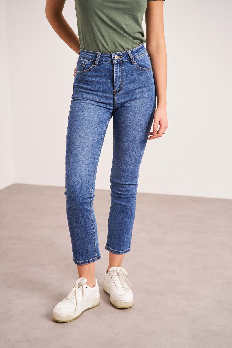 Jean en Denim moyen coupe droite Laurine de Oraije