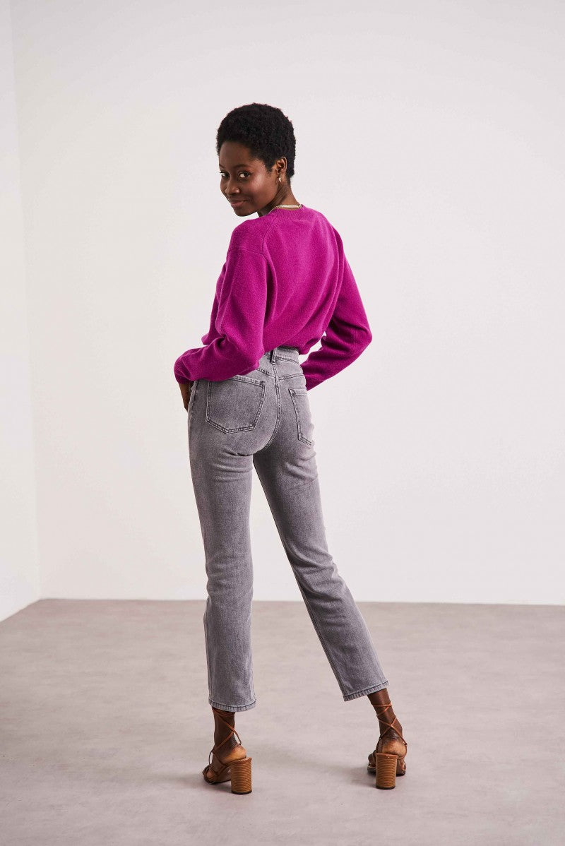 Dos du Jean coupe droite Salome de Oraije