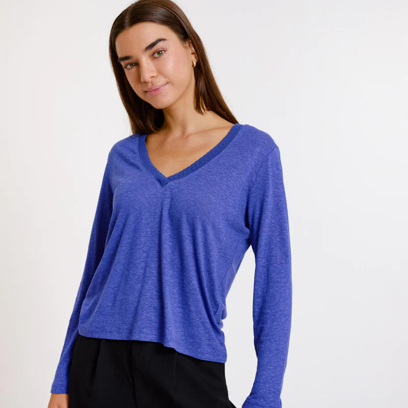 Teeshirt Bleu colbalt en lin et viscose manches longues Aimeline deArtlove