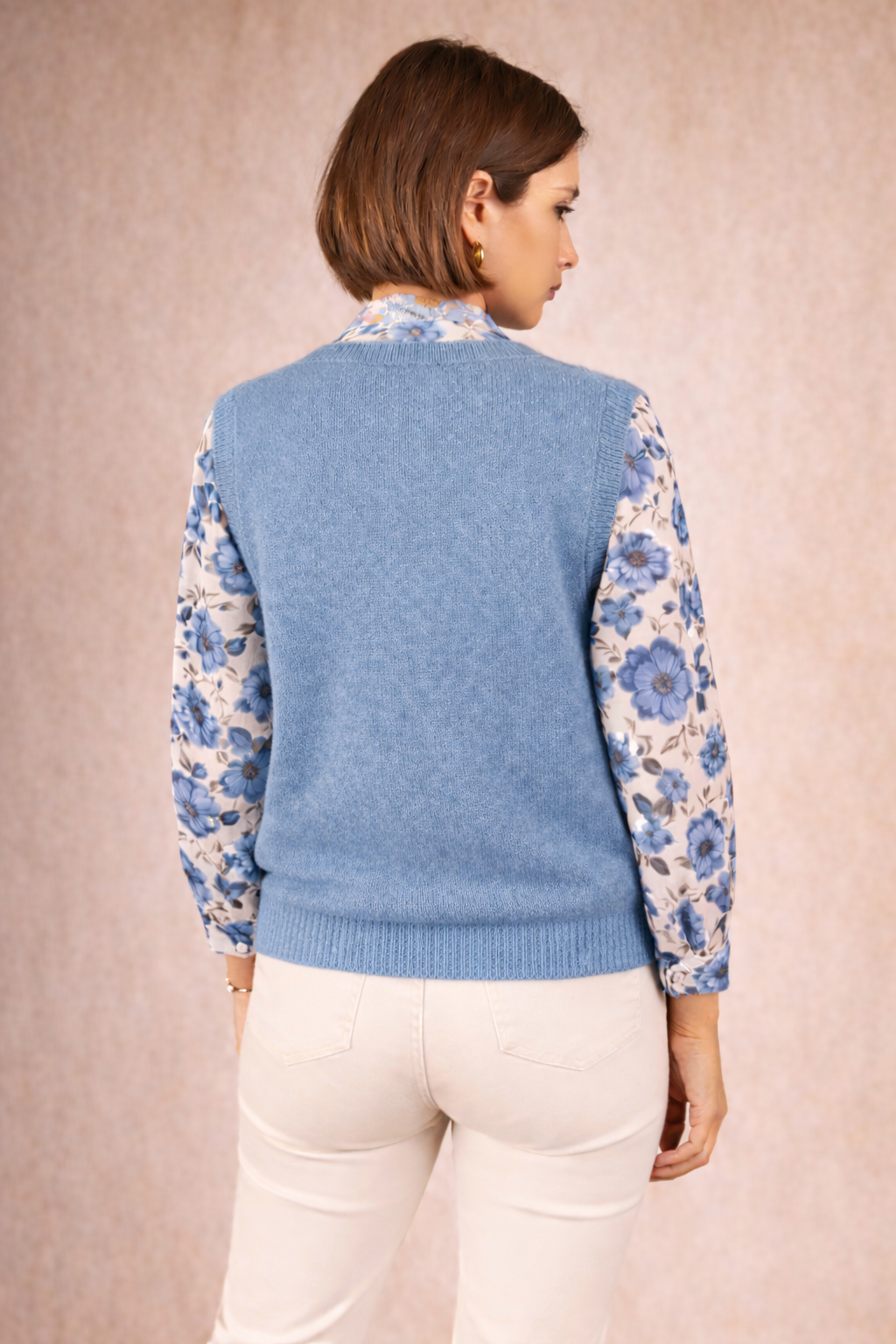 Dos du pull sans manches bleu LOU en baby alpaga de MAELYS