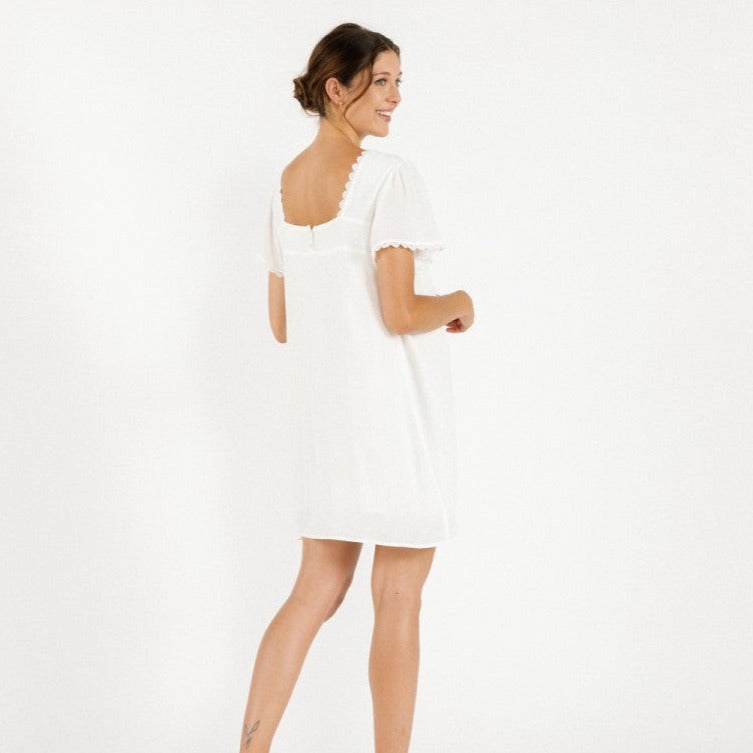 robe courte blanche artlove laurena vue de dos